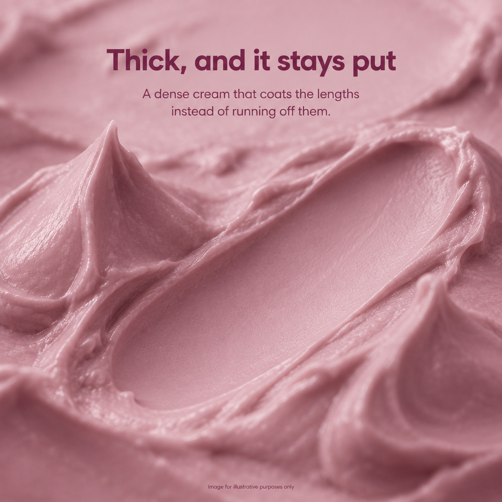 Thick, and it stays put - VOOSHI Keratin Intensive Rescue Hair Mask texture